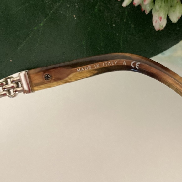 Chanel sunglasses tortoise EUC Authentic! - Picture 9 of 12